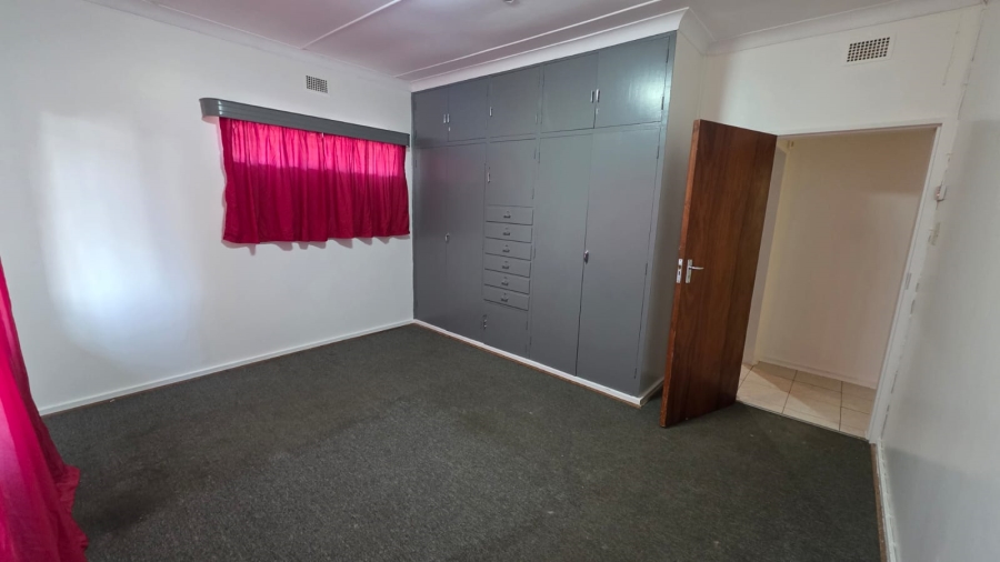 4 Bedroom Property for Sale in Songloed North West